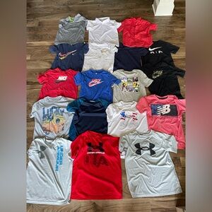 18 piece lot Boys athletic shirts Nike Under Armour size medium